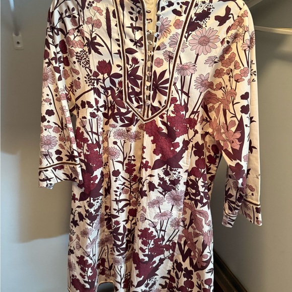 Tuckernuck Dresses & Skirts - Tuckernuck Floral Mini Dress in Cream and Purple